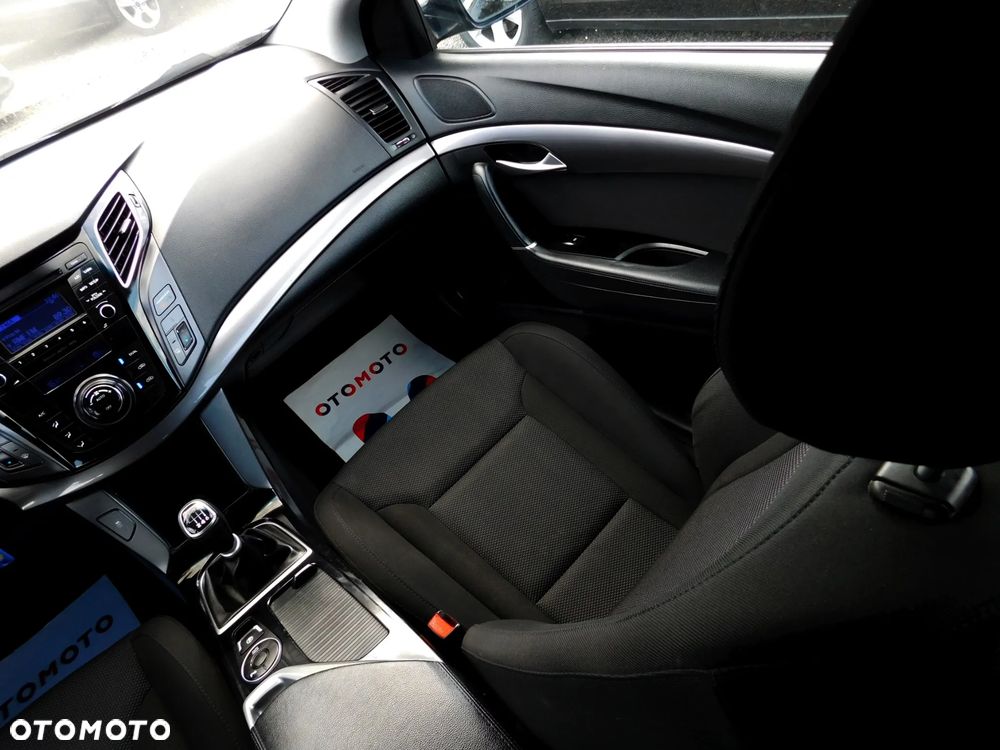 Hyundai i40 Kombi 1.7 CRDi Trend - 8