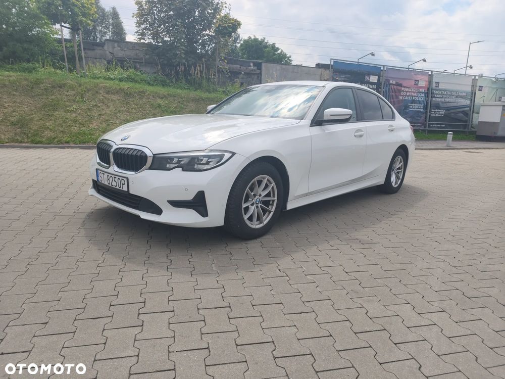 BMW Seria 3 318d - 9