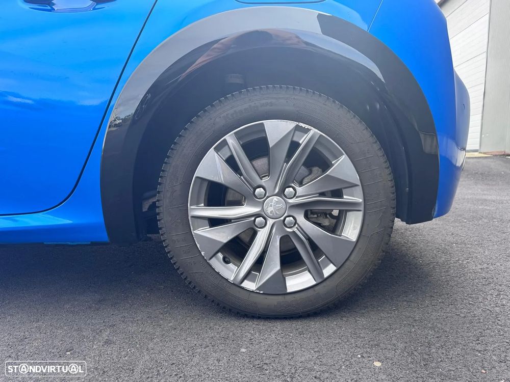 Peugeot e-208 Allure Pack - 11