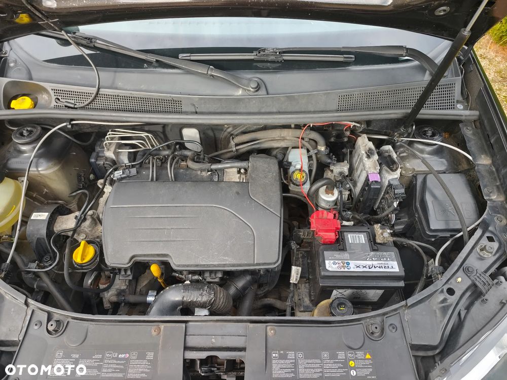 Dacia Sandero 1.2 16V 75 Essentiel - 27
