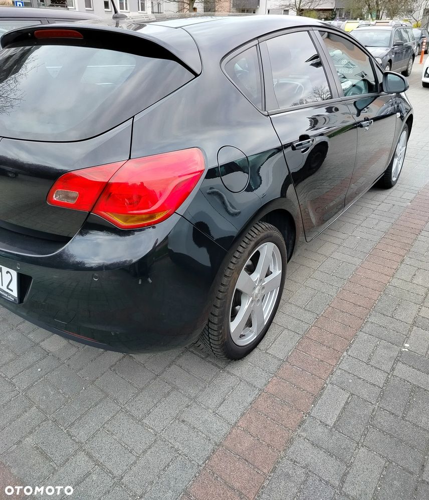 Opel Astra 1.4 Turbo - 3