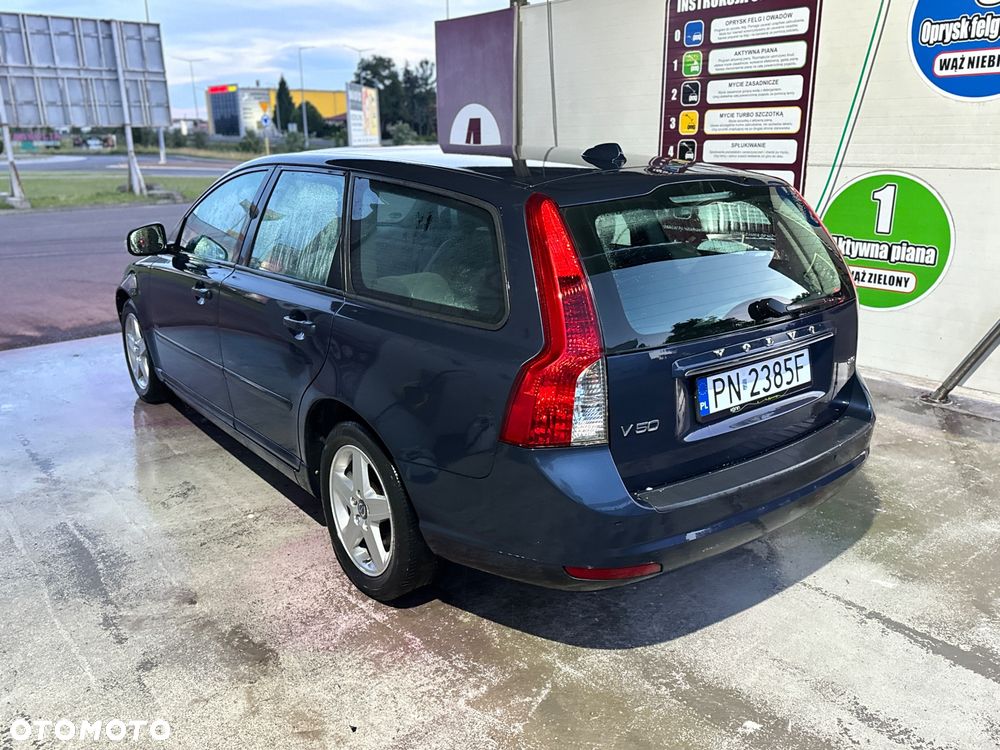 Volvo V50 - 3