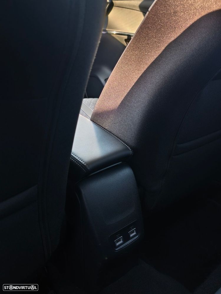 Peugeot e-208 50 kWh Allure Pack - 29