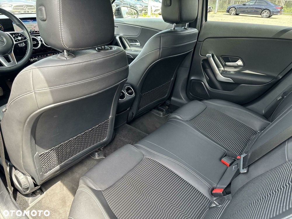 Mercedes-Benz Klasa A 250 Progressive 7G-DCT - 18