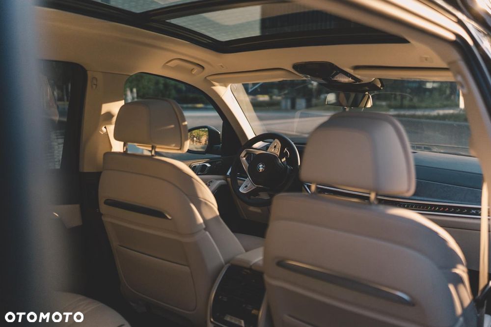 BMW X7 - 13