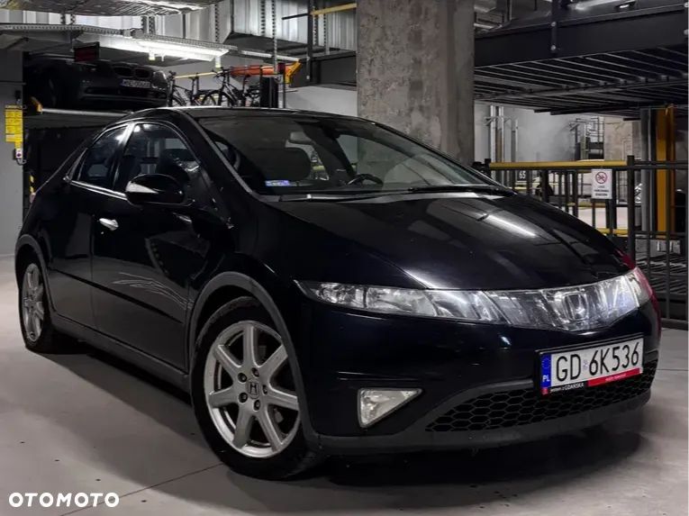 Honda Civic 2.2i-CTDi Executive - 1