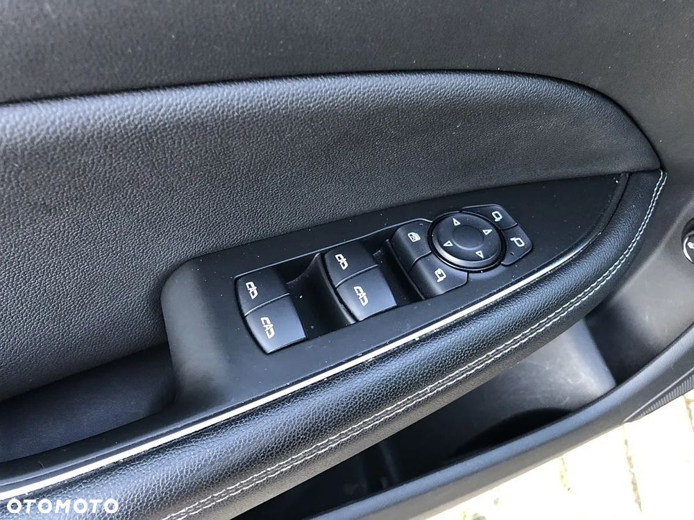 Opel Insignia 2.0 CDTI Innovation S&S - 23