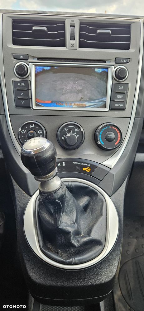 Toyota Verso S - 19
