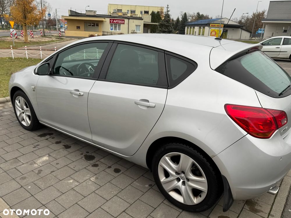Opel Astra 1.4 T Edition 150 - 22
