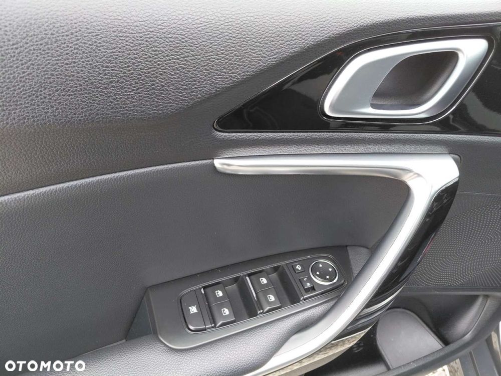 Kia ProCeed - 12