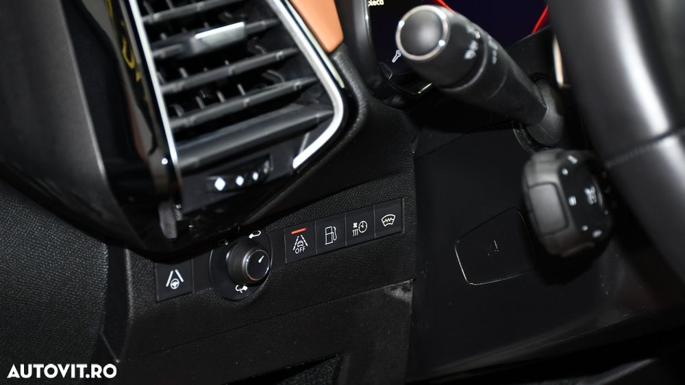 DS Automobiles DS 7 Crossback DS7 1.6 PHeV AWD 300 EAT8 OPERA - 18