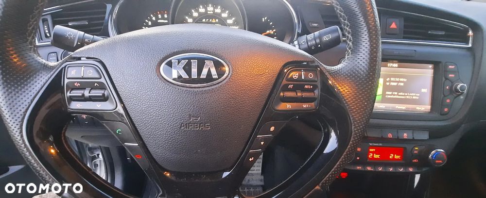 Kia Ceed 1.6 CRDi GT Line DCT - 24