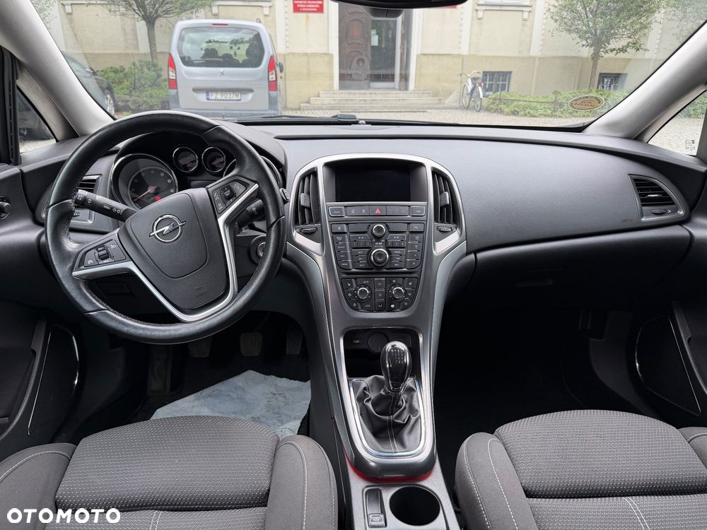 Opel Astra 1.6 T 111 - 26