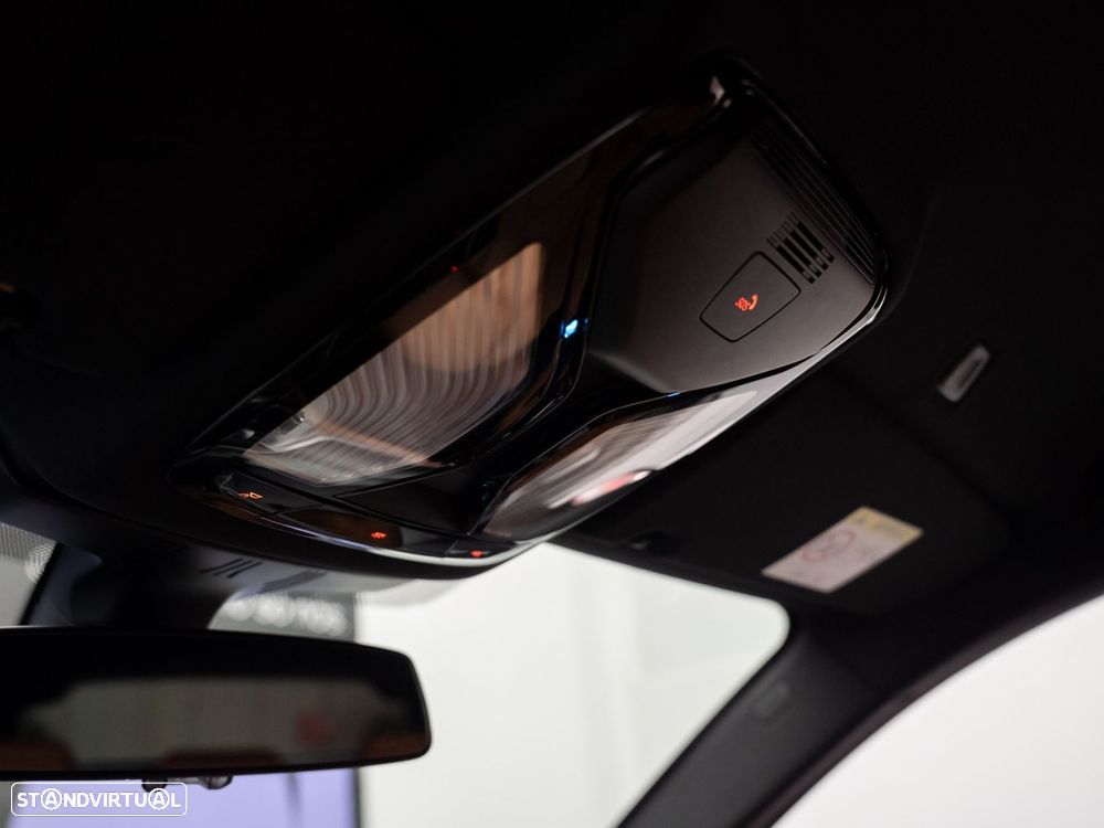 BMW 520 e Pack M - 40