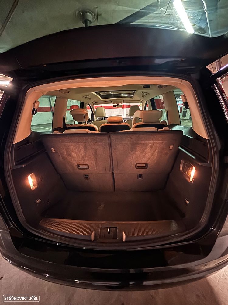 VW Sharan 2.0 TDI Highline - 12