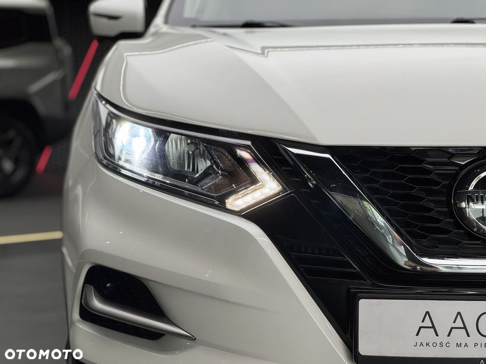 Nissan Qashqai 1.3 DIG-T N-Connecta - 39