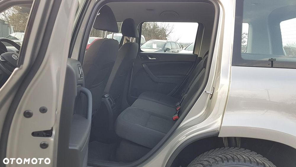 Skoda Yeti 1.2 TSI Ambition PLUS EDITION - 27