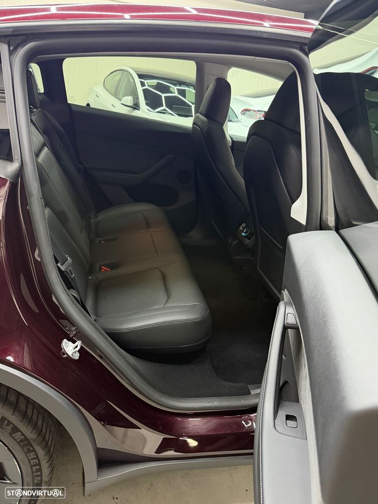 Tesla Model Y RWD - 7