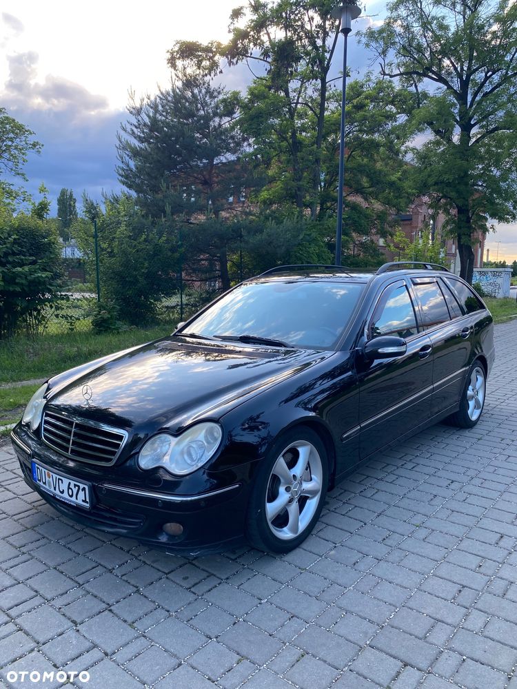 Mercedes-Benz Klasa C 220 CDI Avantgarde - 1