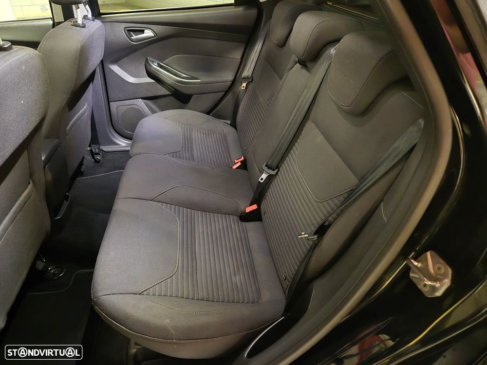 Ford Focus SW 1.5 TDCi Titanium - 25