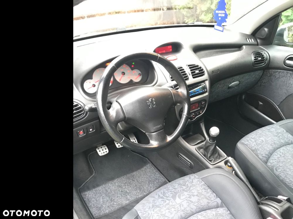 Peugeot 206 90 Quiksilver - 18