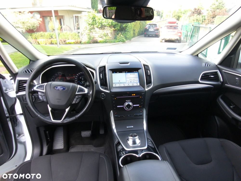 Ford S-Max 2.0 TDCi Titanium PowerShift - 15