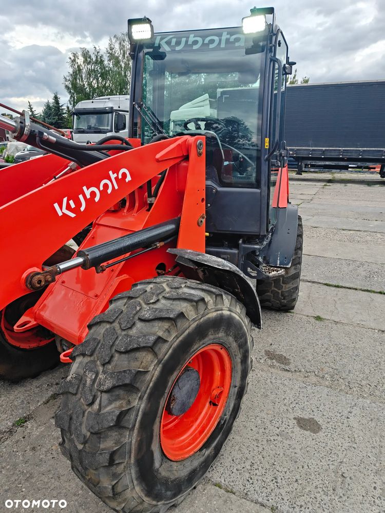 Kubota R090 - 20