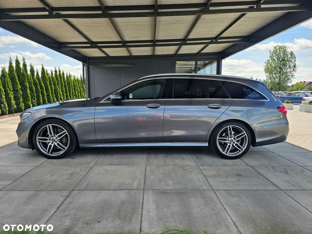 Mercedes-Benz Klasa E - 9