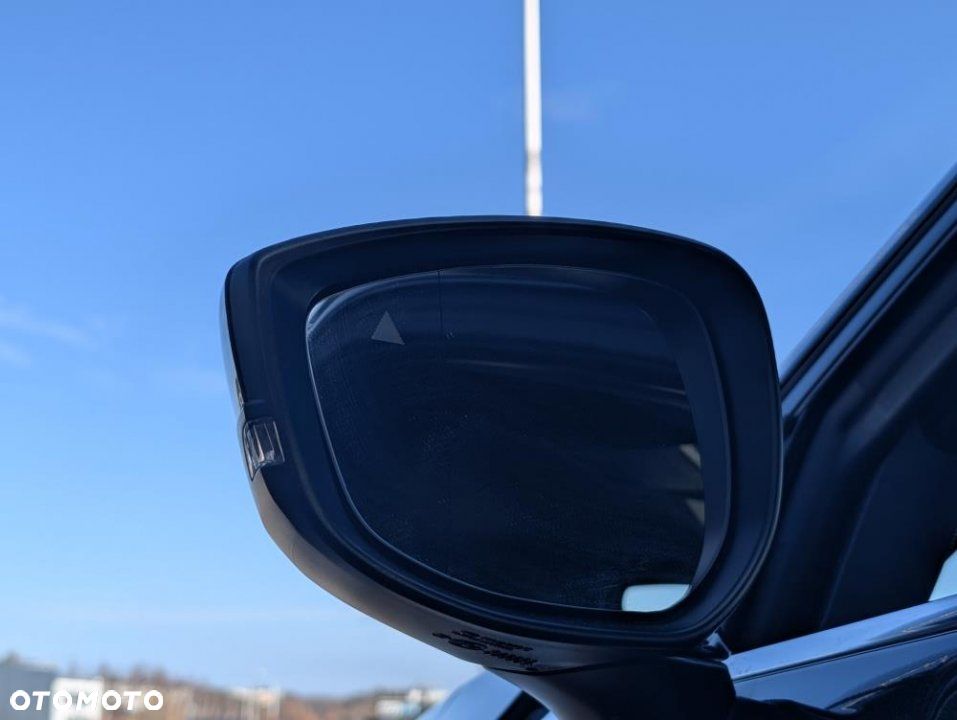Mazda 3 - 9