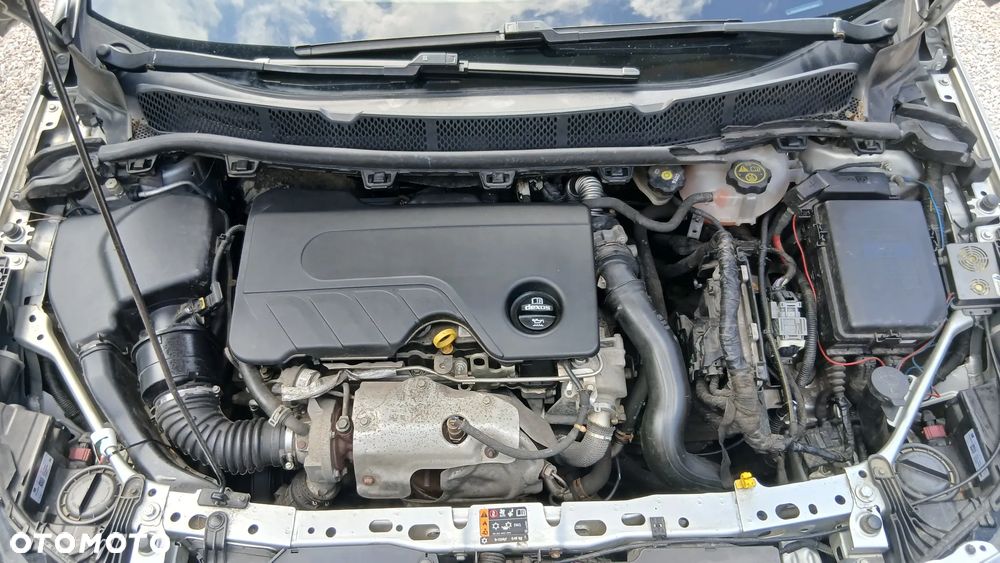 Opel Astra 1.6 CDTI Enjoy - 8