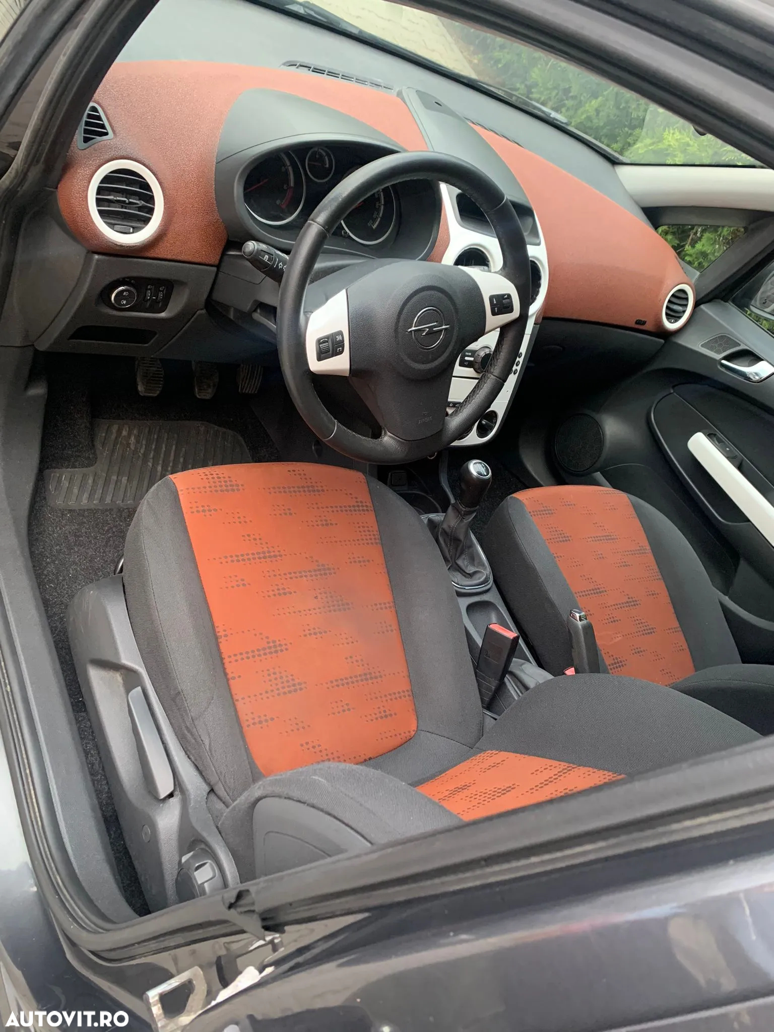 Opel Corsa 1.3 CDTI DPF EcoFLEX Selection - 2