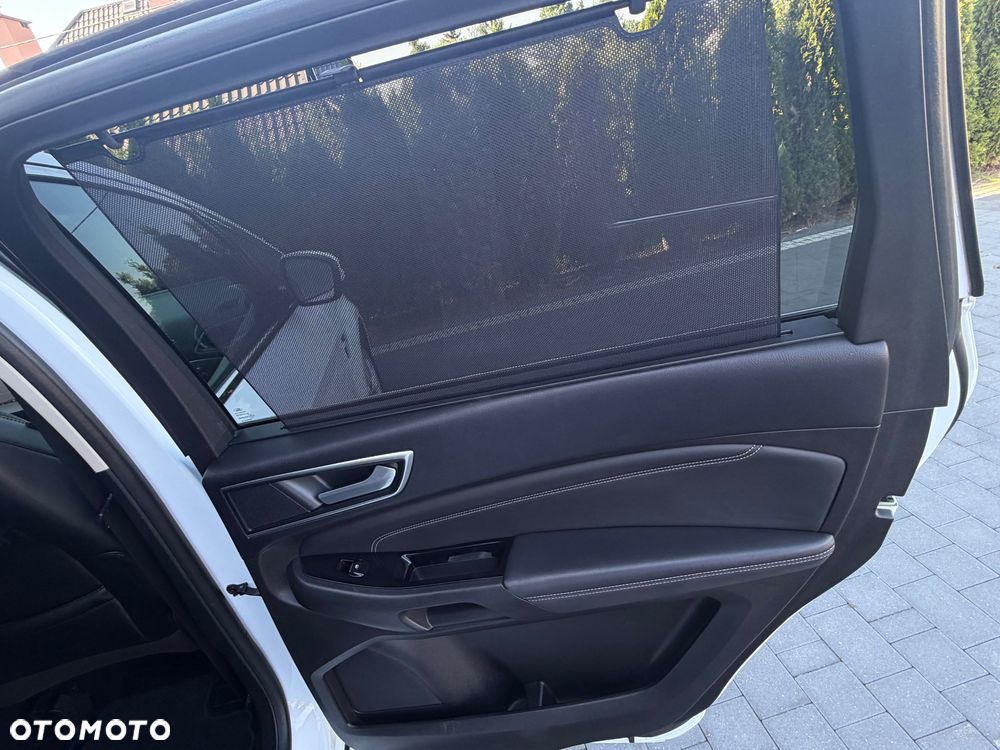 Ford S-Max 2.0 TDCi Titanium - 37
