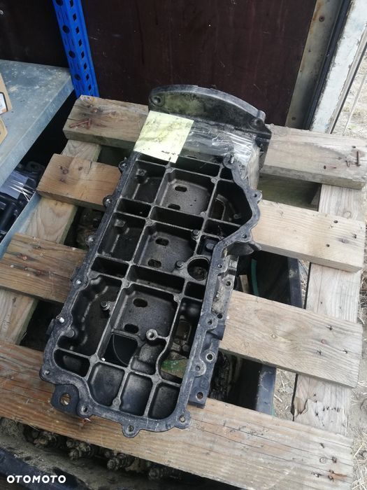 Podstawa miski olejowej Ford Mondeo mk3 1. 8 tdci - 1