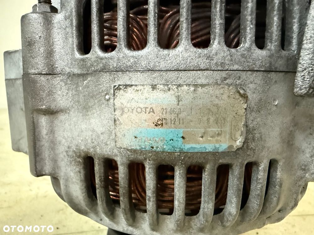 Alternator Toyota Land Cruiser 100 HDJ 100 - 3