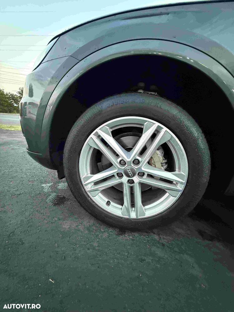 Audi Q5 2.0 40 TDI quattro S tronic Design - 14