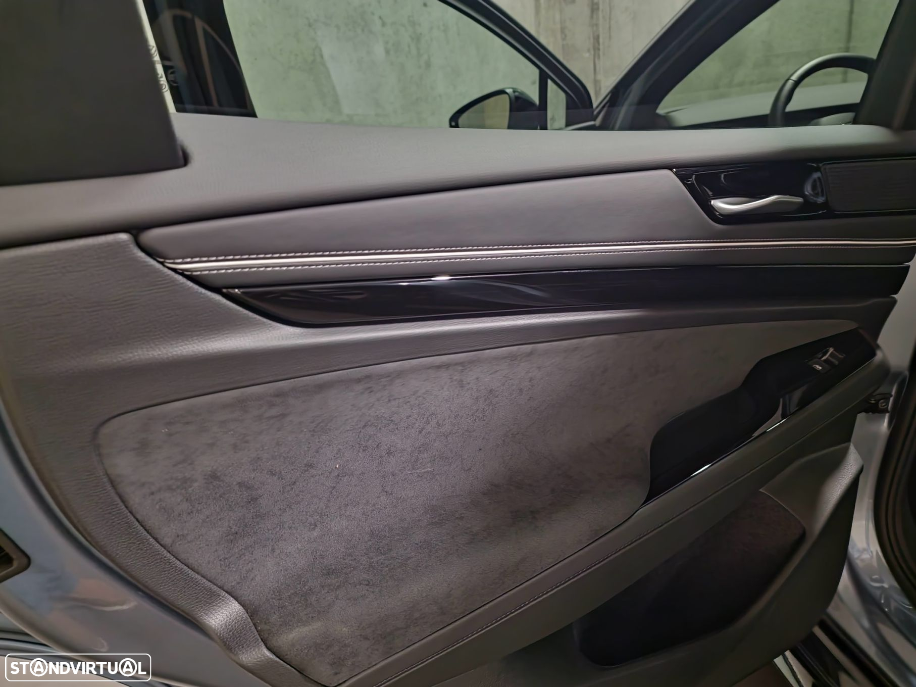 VW ID.7 Tourer 77 kWh Pro Urban - 38