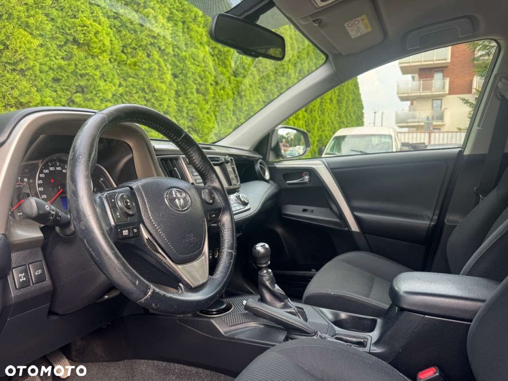 Toyota RAV4 - 17
