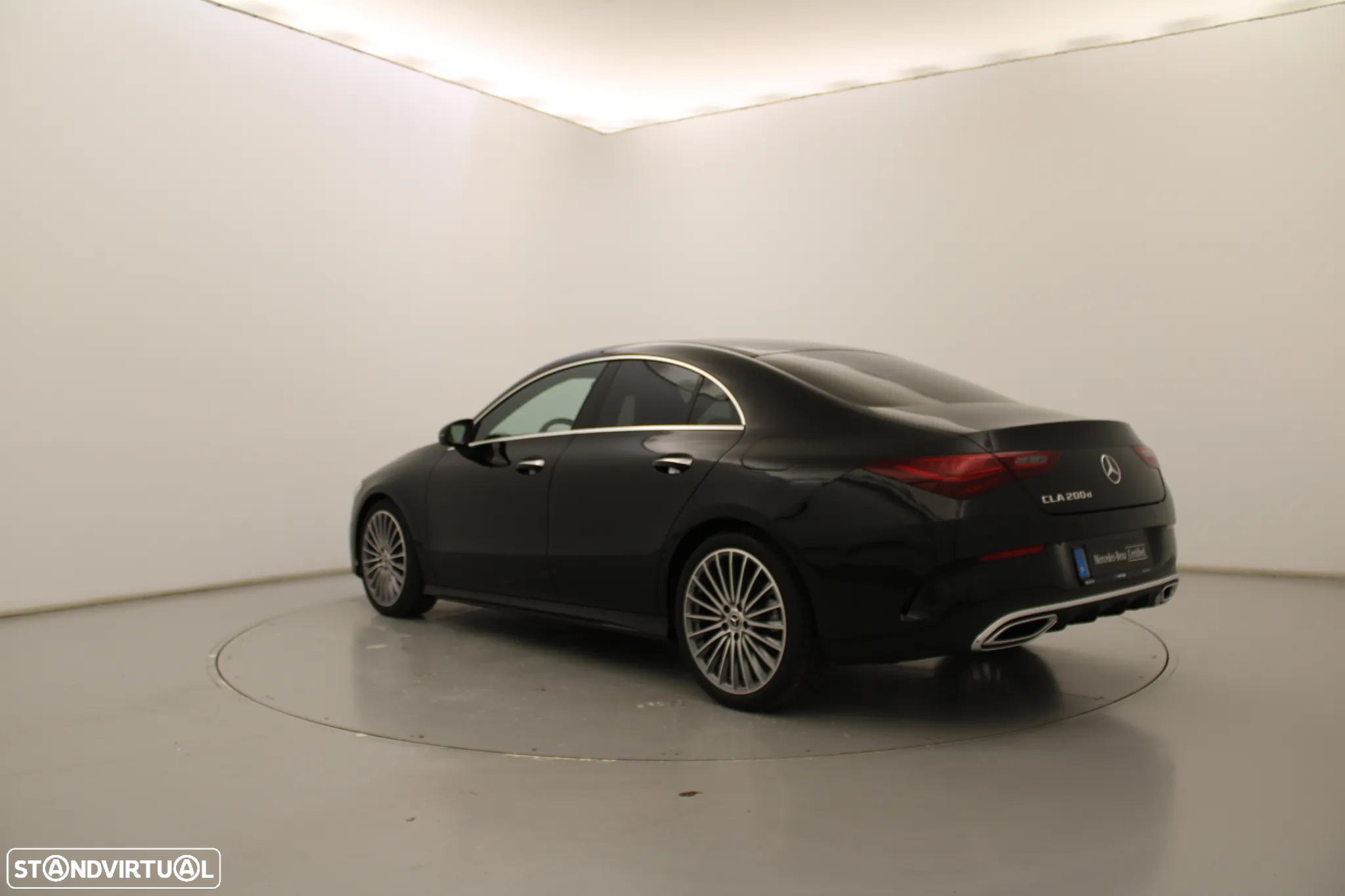 Mercedes-Benz CLA 200 d - 10