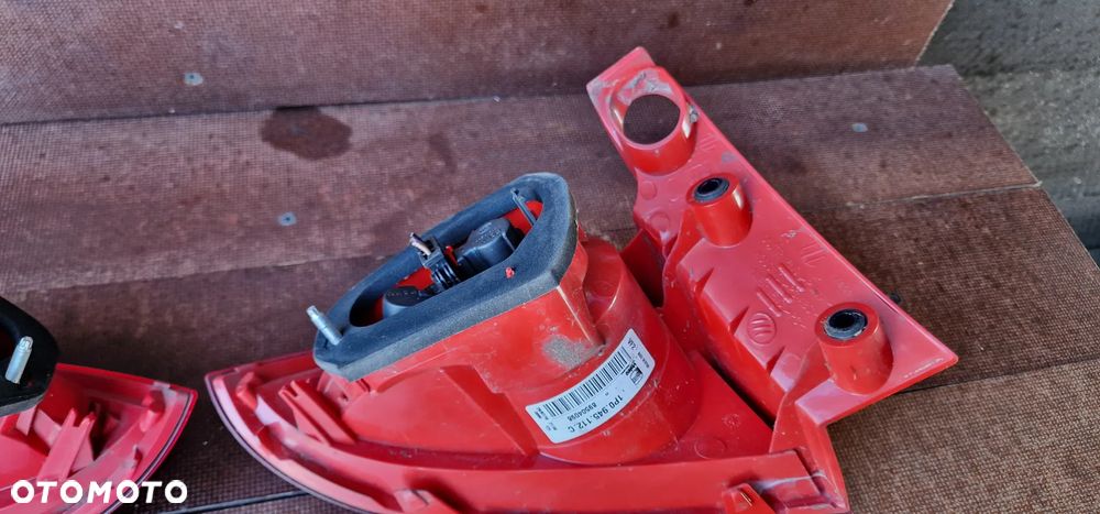 LAMPA LEWY/Prawy  TYŁ  SEAT Leon II 2005-2008r - 9