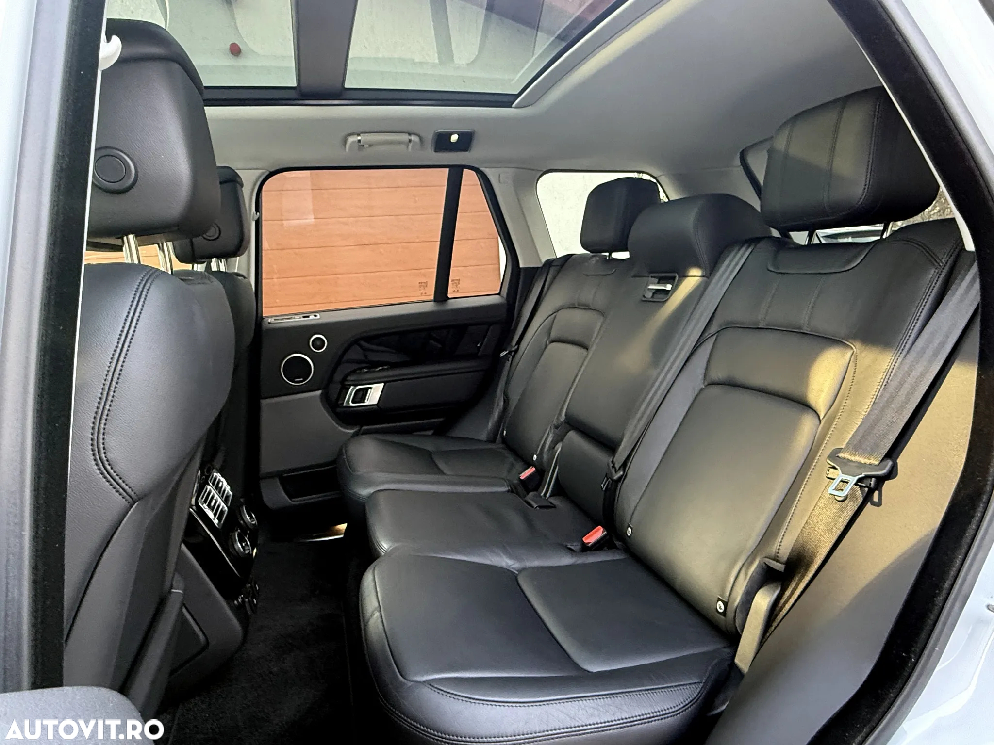 Land Rover Range Rover Vogue - 14