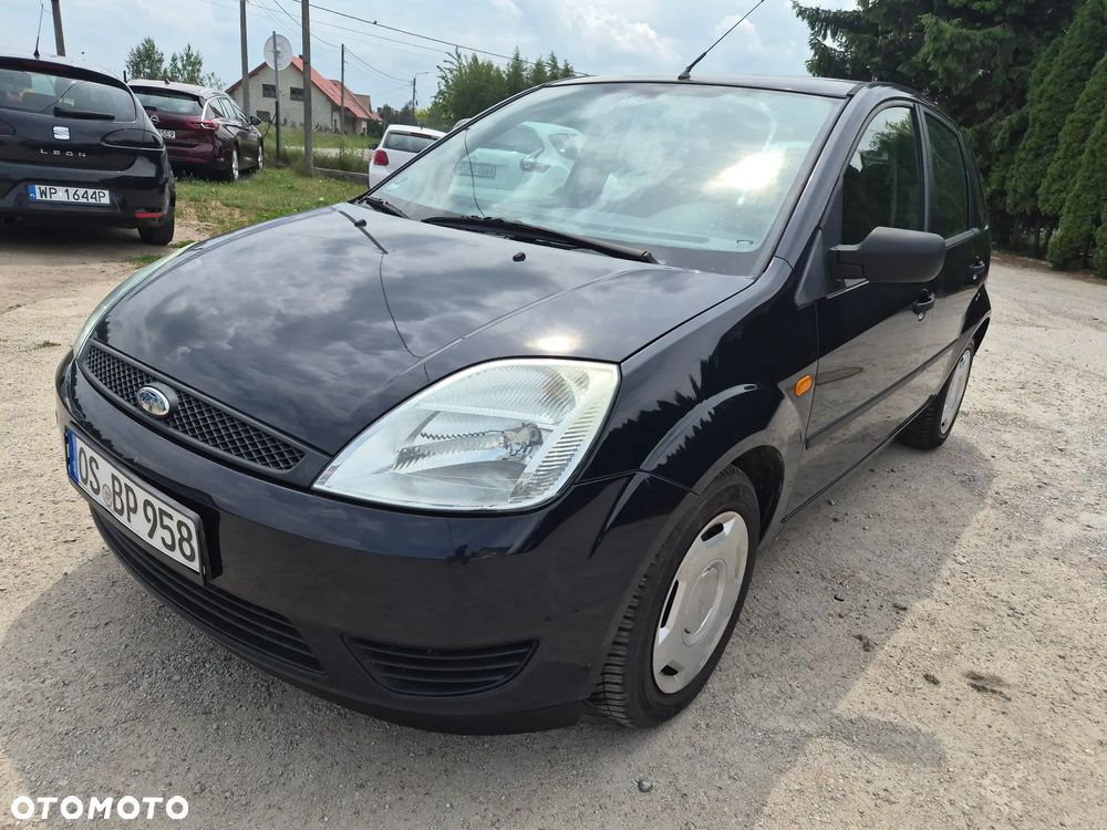 Ford Fiesta 1.3 Ghia - 13