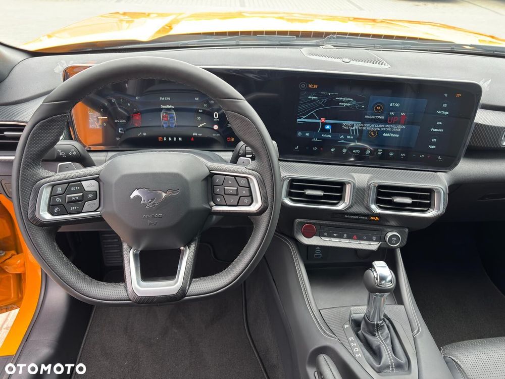 Ford Mustang - 21
