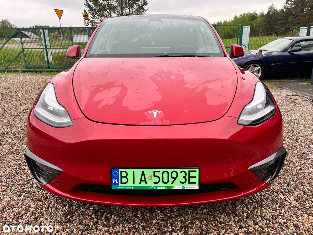 Tesla Model Y Long Range Dual Motor AWD - 2