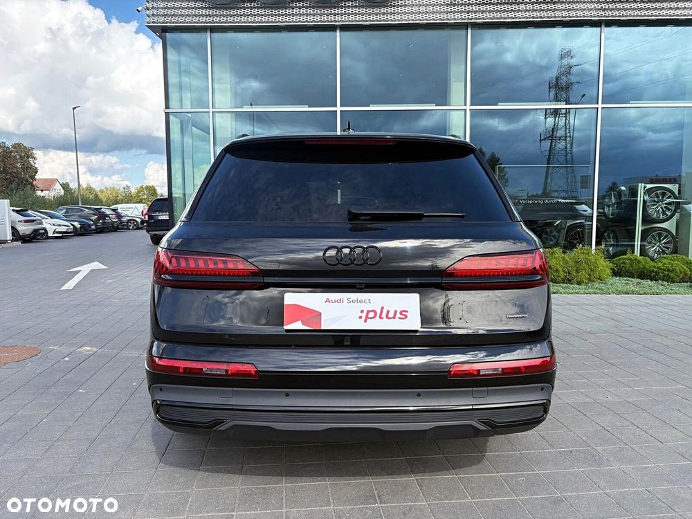 Audi Q7 - 8