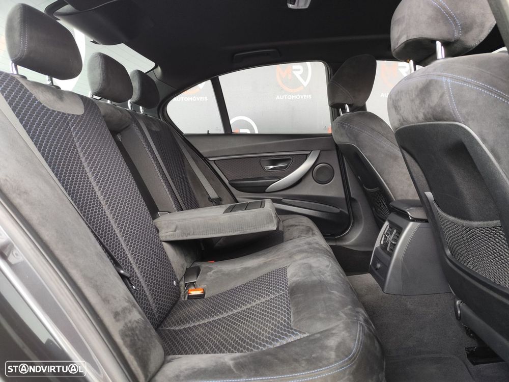 BMW 325 d Pack M - 31