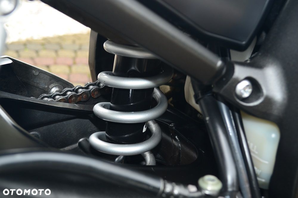 Yamaha FZ - 15