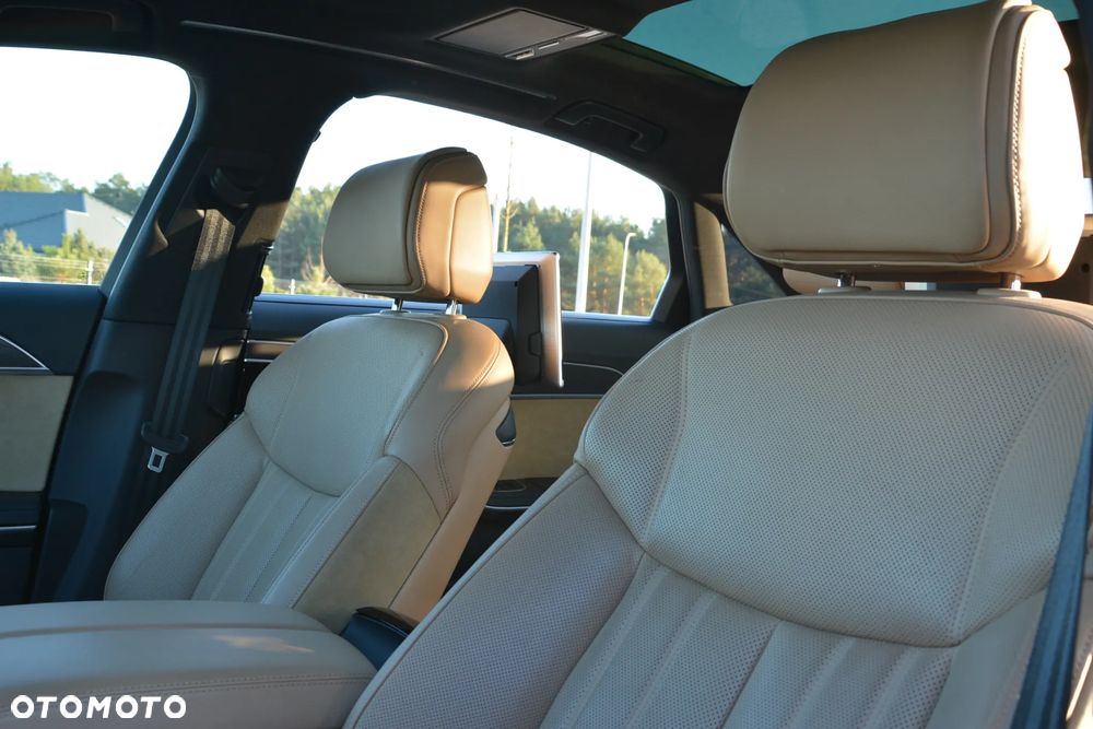 Audi A8 L 55 TFSI mHEV Quattro Tiptr - 29