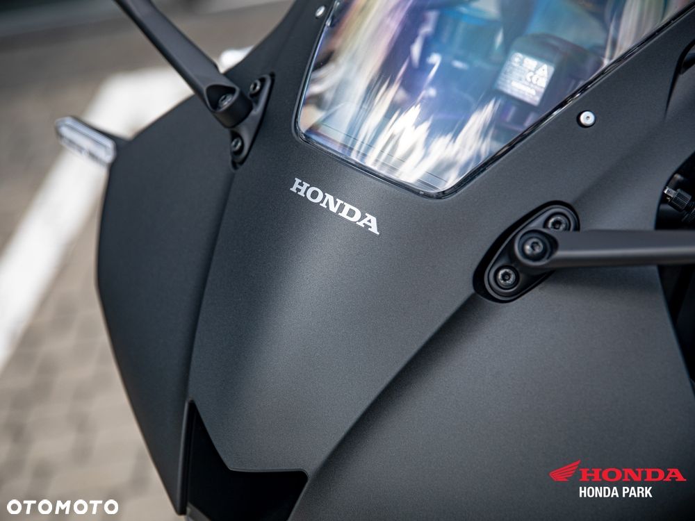Honda CBR - 11