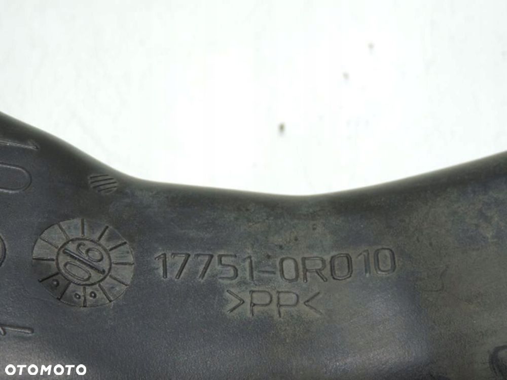DOLOT POWIETRZA TOYOTA AVENSIS T25 2.2 D-CAT - 4