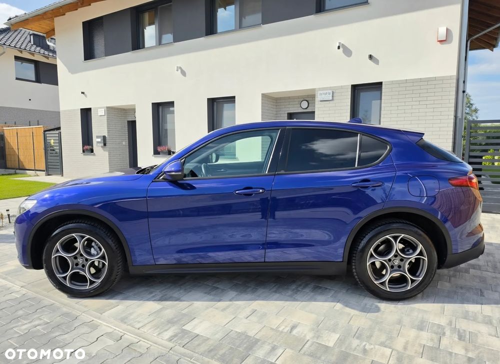 Alfa Romeo Stelvio 2.0 Turbo Sprint Q4 - 4